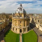 Charming, Victorian 3Br Garden Home - Oxford